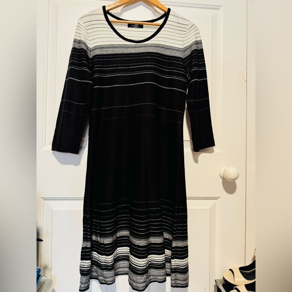Nine West Black and White Sheath Dress 3/4 Sleeve Crew Neck